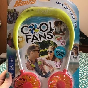 Hands free cooling fan